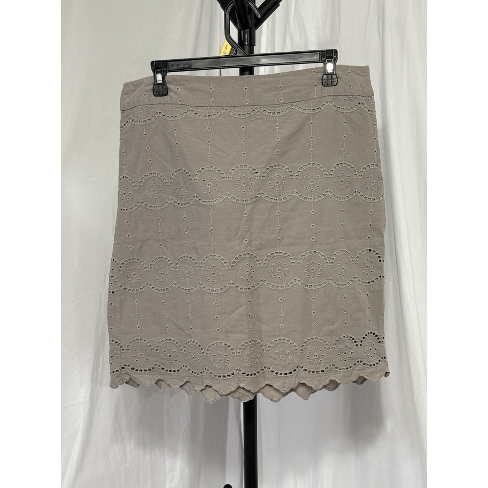 Sharagano Size 14 Grey  Eyelet 100% Cotton Short Skirt Straight Bohemian‎